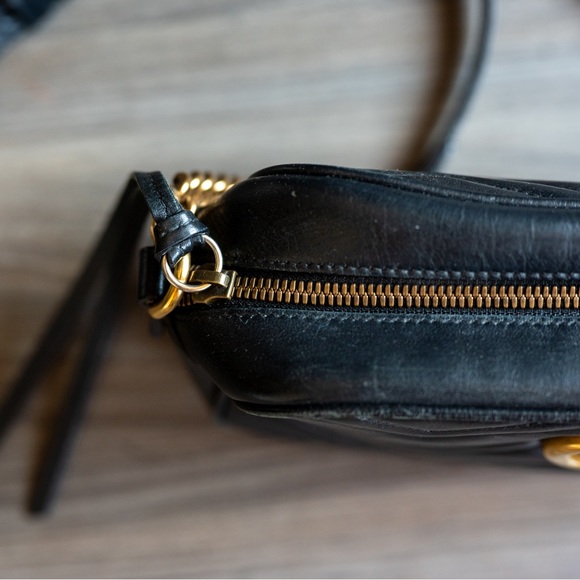 Gucci GG Marmont Small Shoulder Bag in Black - Picture 9 of 11